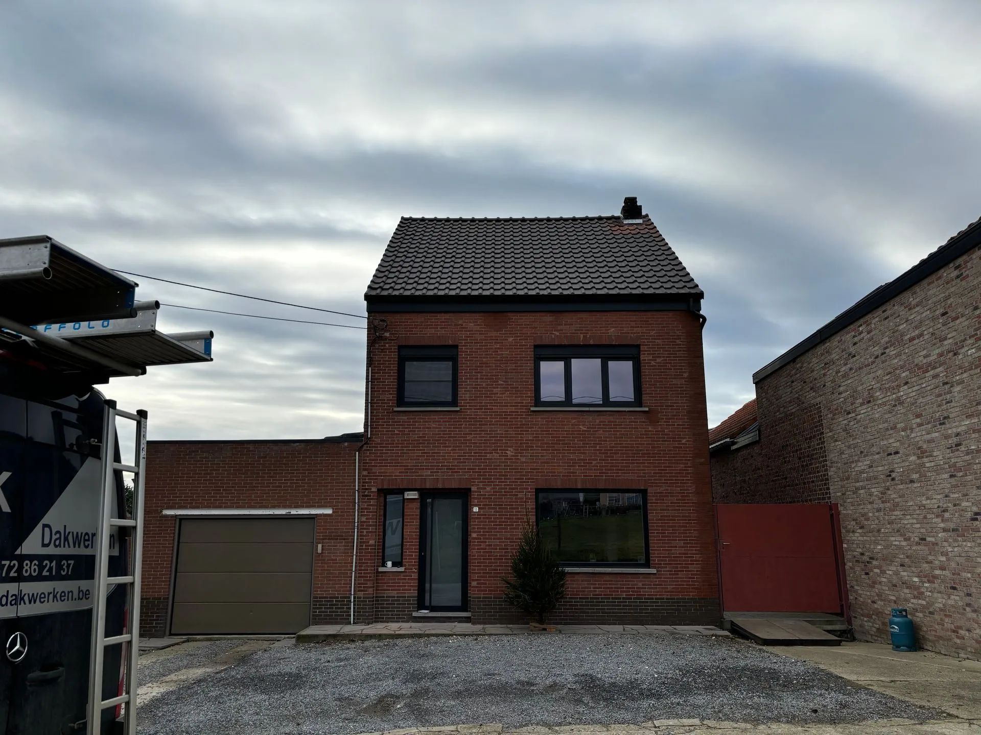 Dakrenovatie met sarking isolatiesysteem in Zoutleeuw