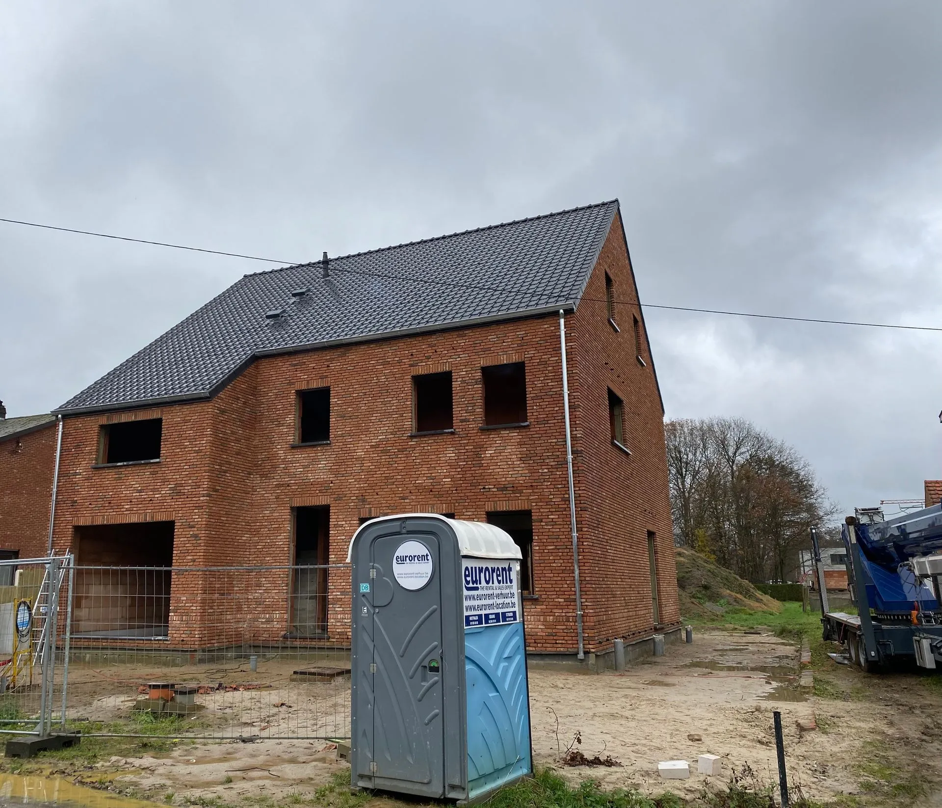Nieuwbouw Averbode: hellende dakconstructie
